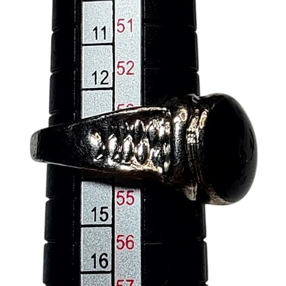 Silver Tone Ring Black Oval Enamel Cabochon Sz 7 - Picture 4 of 5